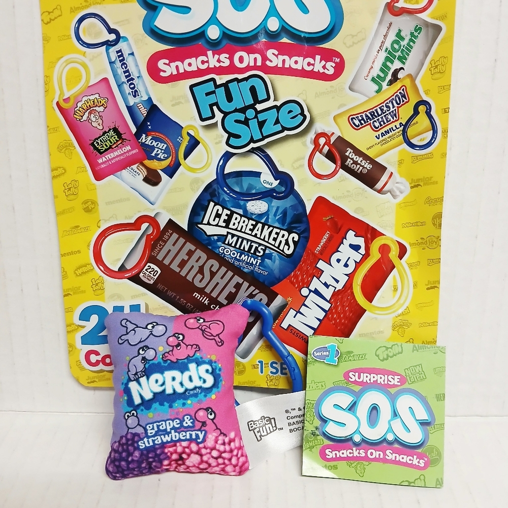 Snacks on Snacks Plush Candy Toy Clip ( Nerds)